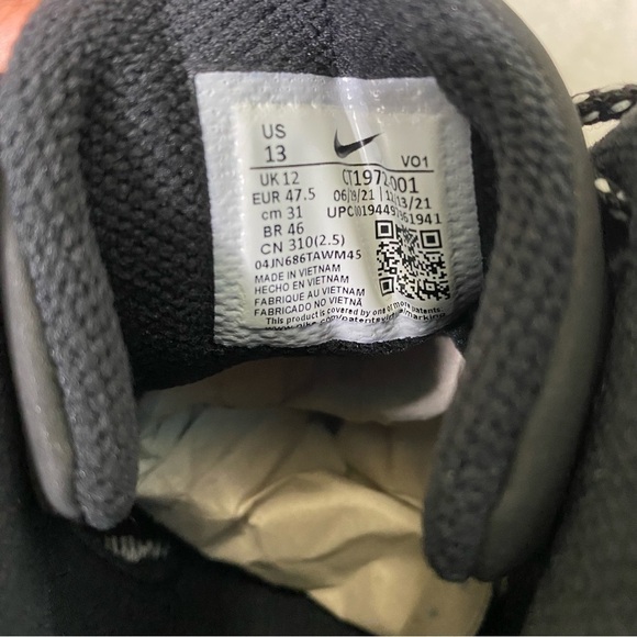 Nike Kyrie Flytrap 4 Men\'s Black and White Basketball Athletic Shoes New Size 13 main image 8